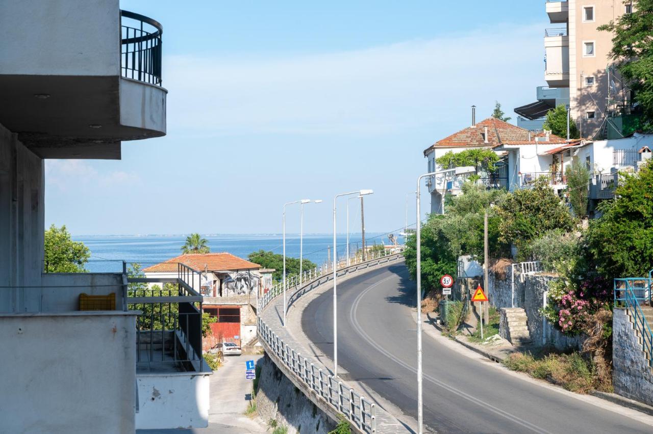 La Dns Apartment Kavala Extérieur photo