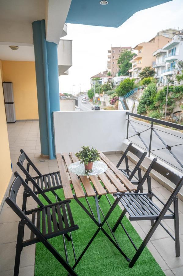 La Dns Apartment Kavala Extérieur photo